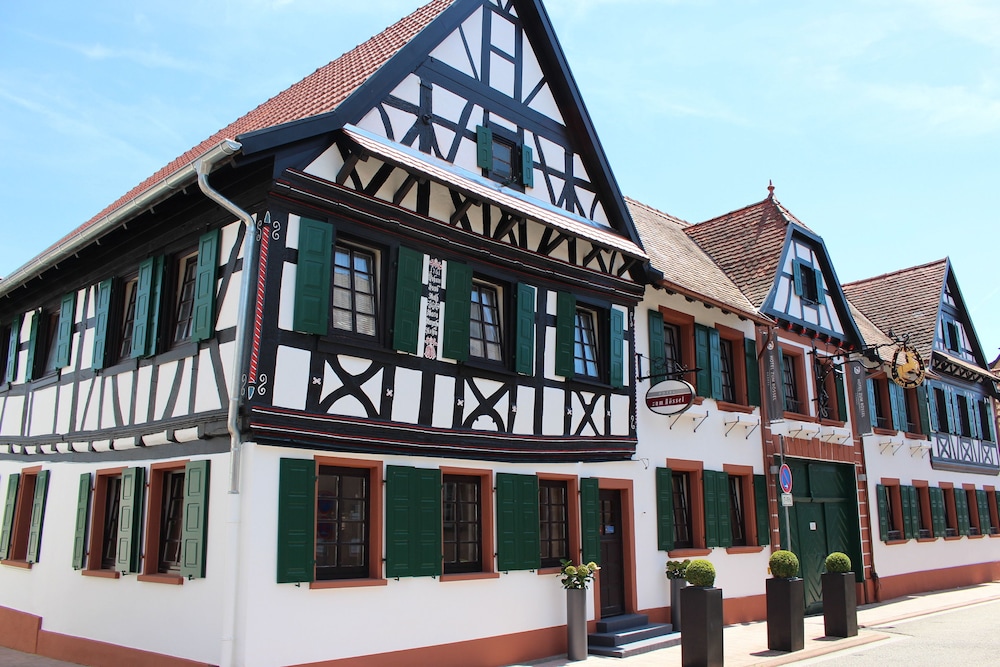 Hotel zum Rössel — hotel in Kandel