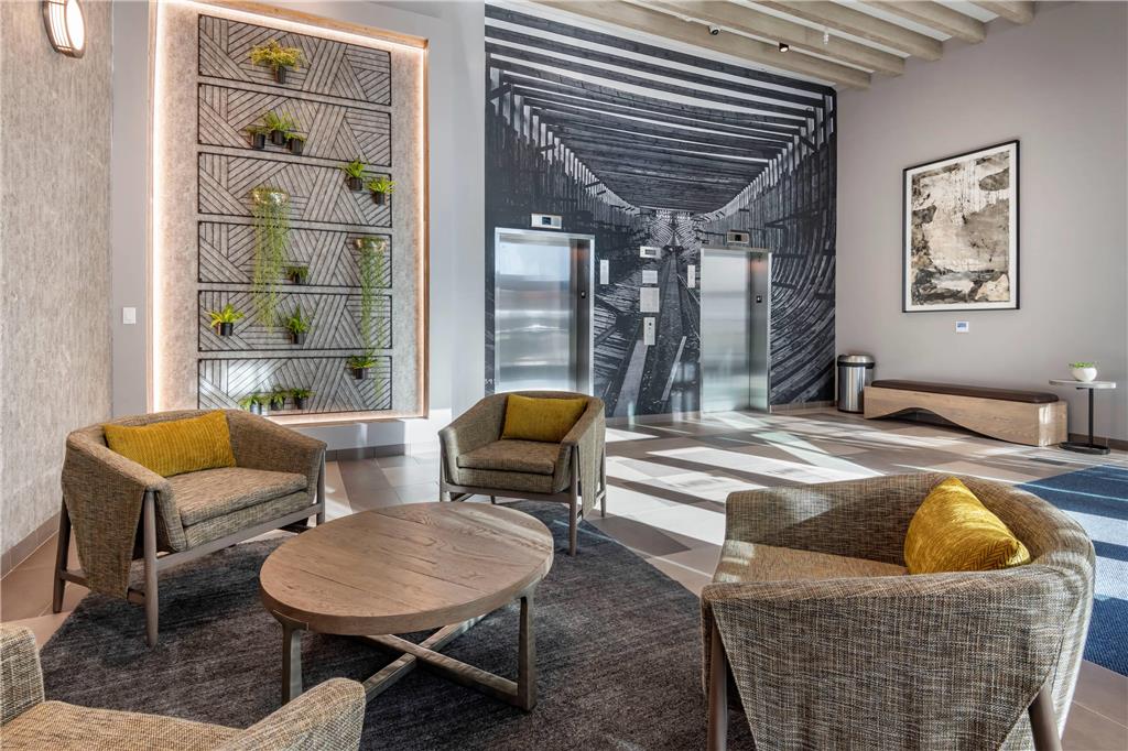 Cambria Hotel Portland Downtown Old Port - photo 8