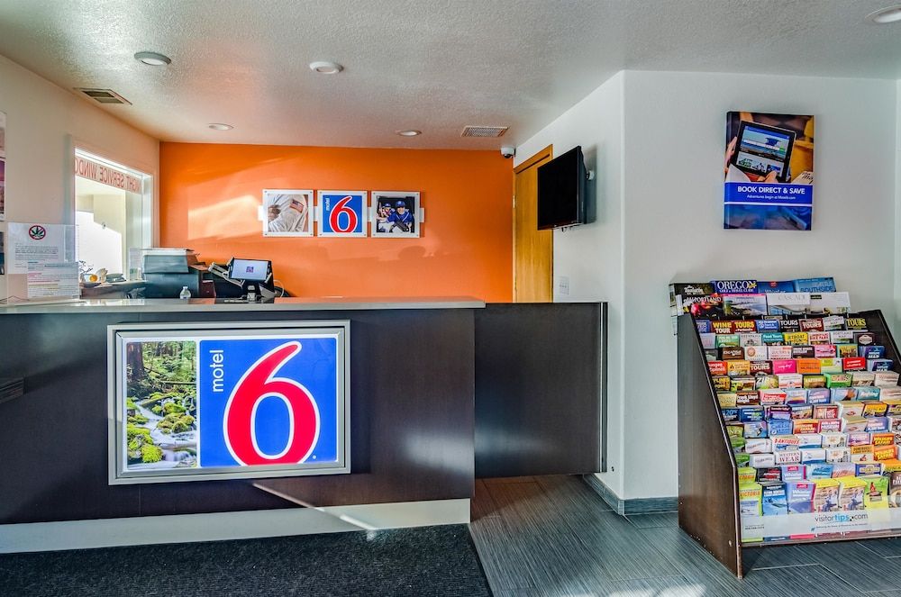 Motel 6 Gresham - last minute hotel in Portland