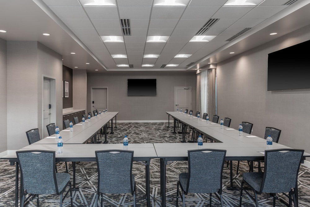 Residence Inn by Marriott Lancaster Palmdale - photo 42