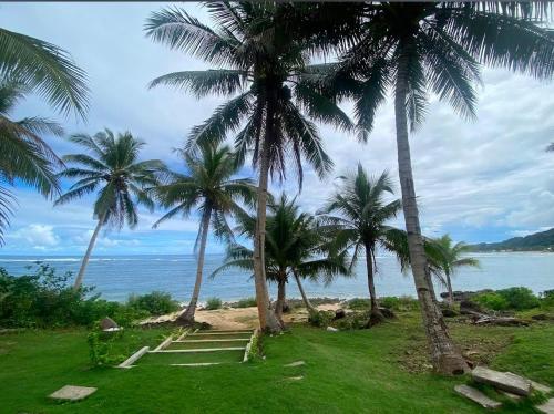 Villa Malinao Oceanview Resort Deluxe Bungalow — Burgos