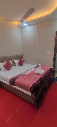 Kasturi Dham - last minute hotel in Mathura