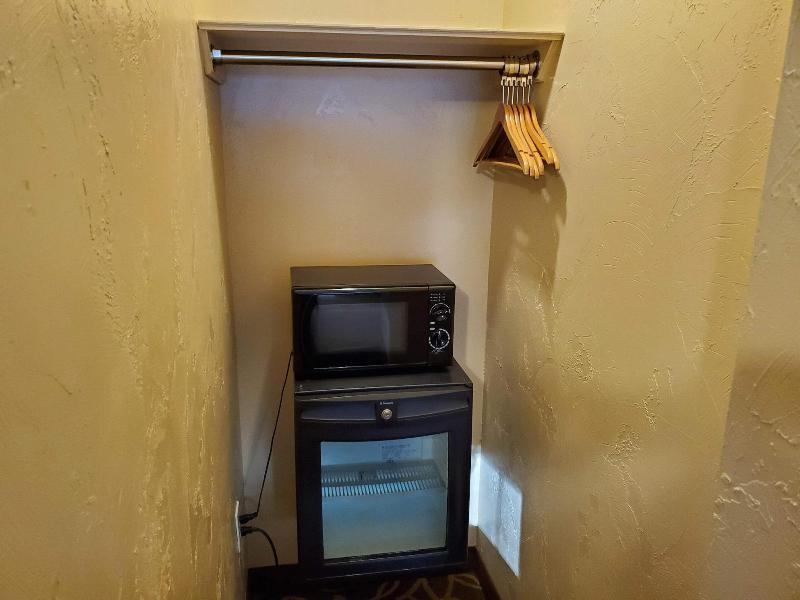 Jefferson Hills Motel - photo 52