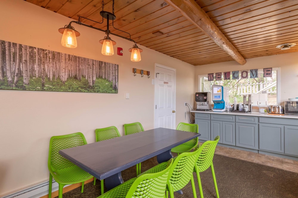 Coyote Mountain Lodge - photo 118