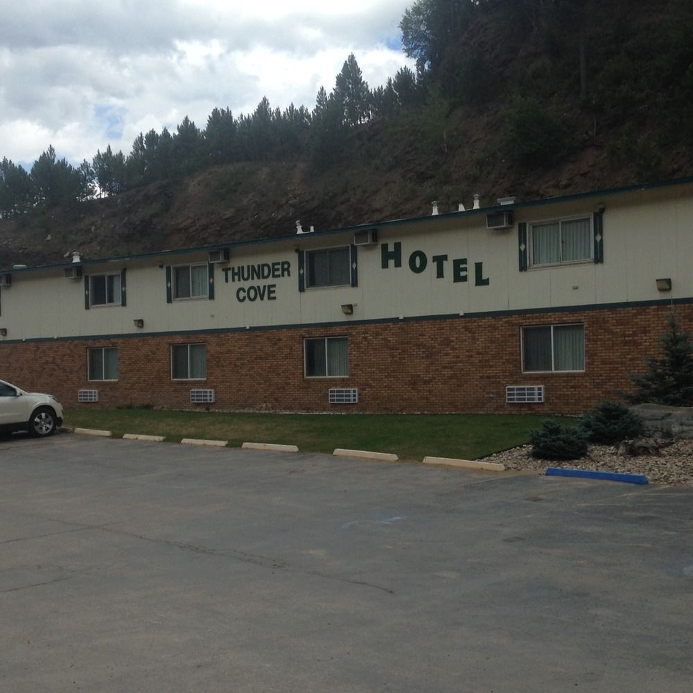The Thunder Cove Hotel in Deadwood, United States
