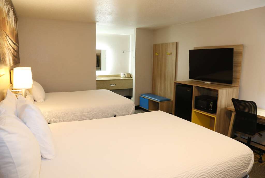 Days Inn by Wyndham Monroe LA - photo 32