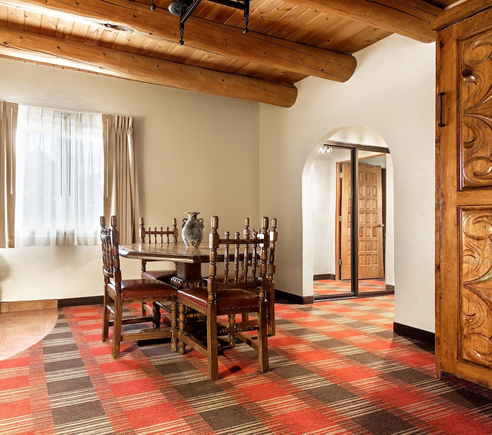 Sagebrush Inn & Suites - photo 46