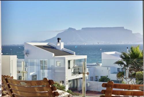 Azure Haven ocean views and tranquil sounds