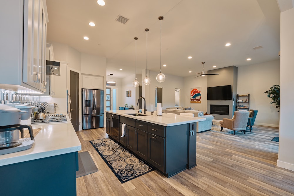New Build in Heart of Sedona - photo 21