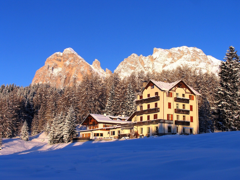 Sport Hotel Pocol — hotel in Cortina D'ampezzo