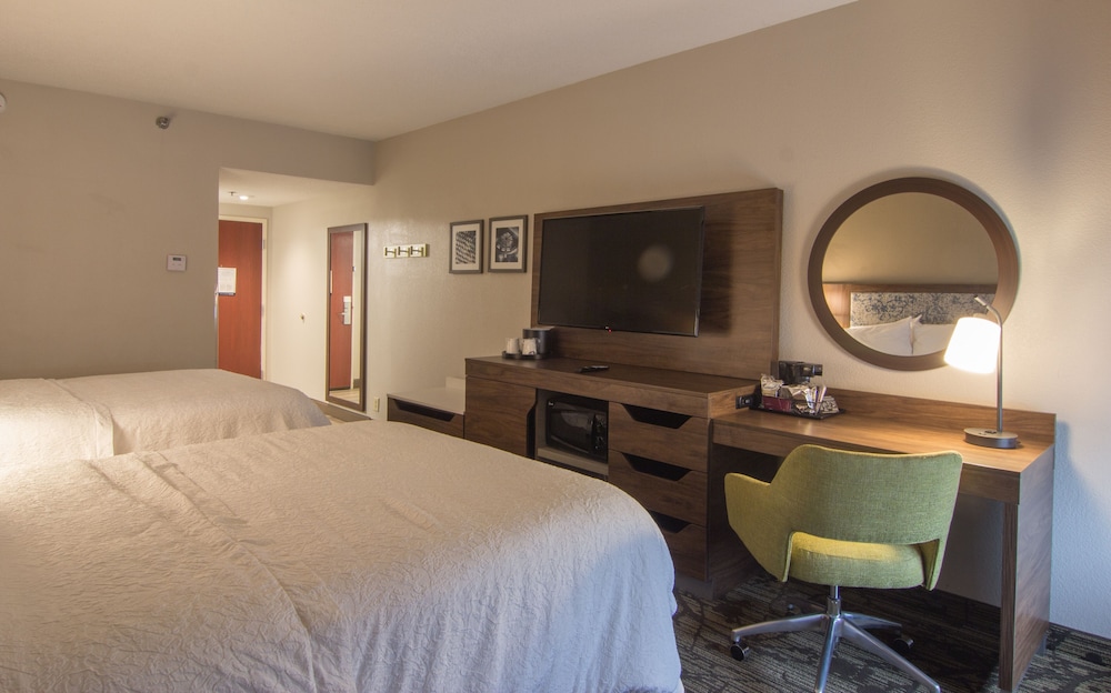 Hampton Inn Dayton Huber Heights - photo 12