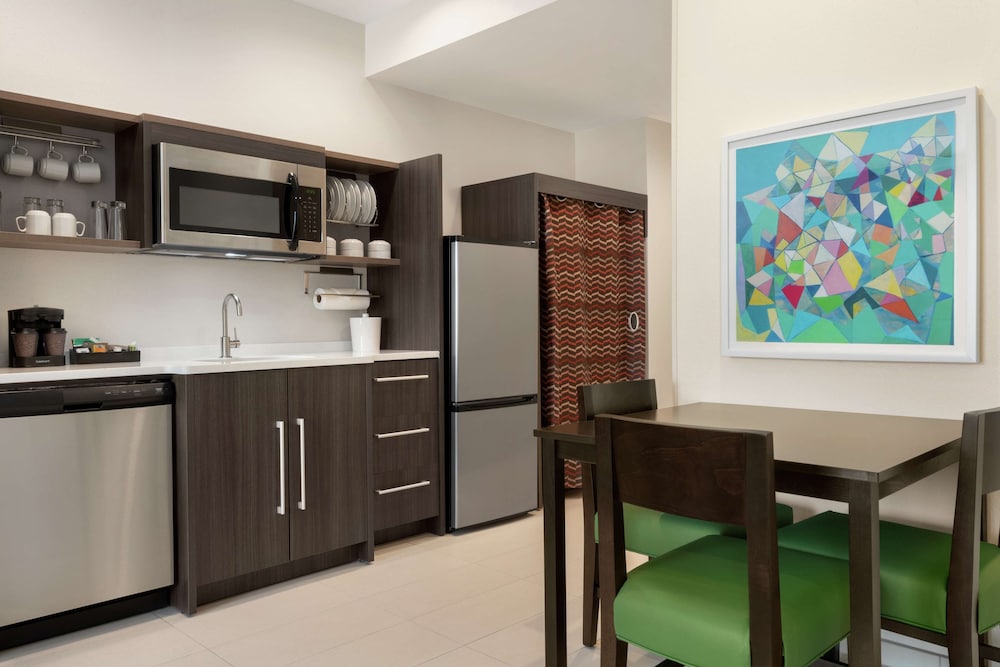 Home2 Suites by Hilton Houston Pearland - photo 24