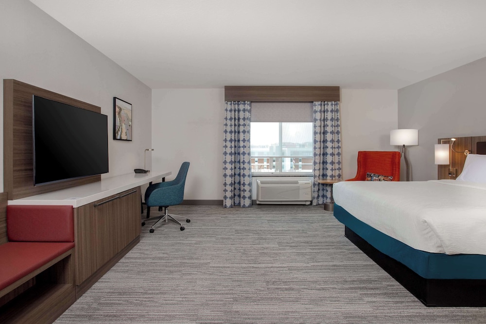 Hilton Garden Inn Omaha West - photo 11