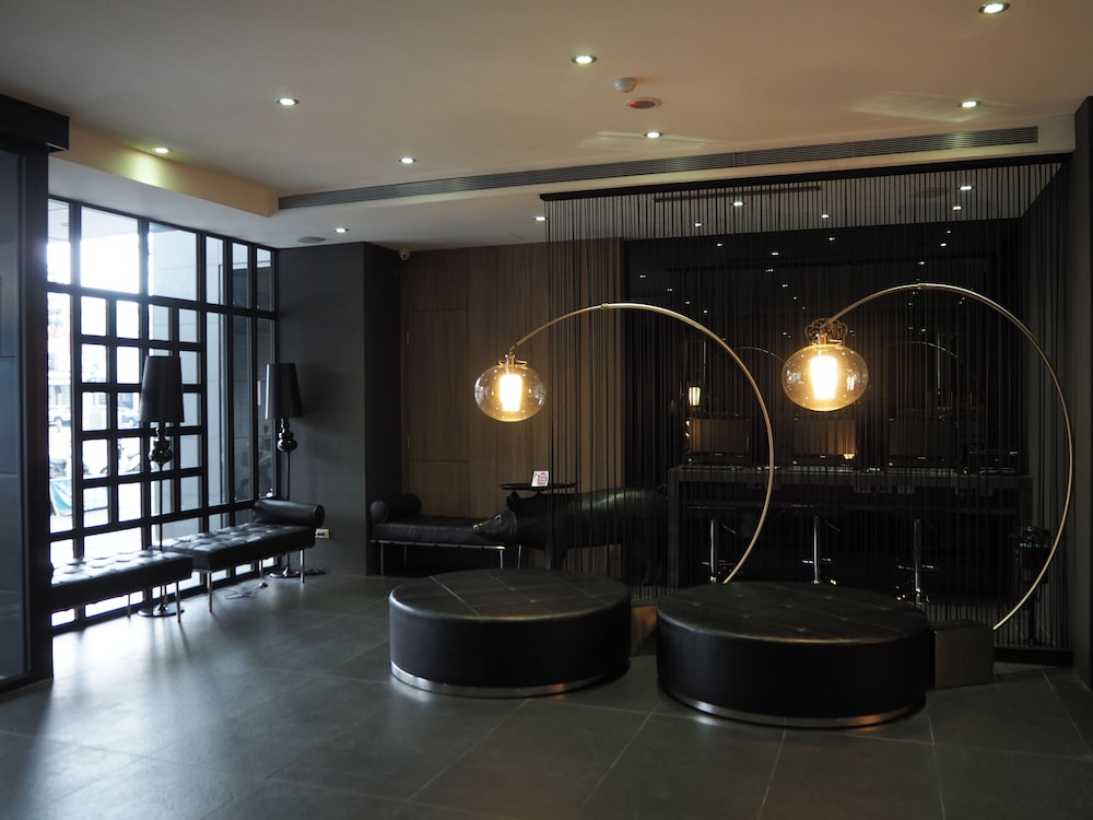 The Riverside Hotel International — 4-Star Luxury Hotel in Kaohsiung, Republic of China Taiwan