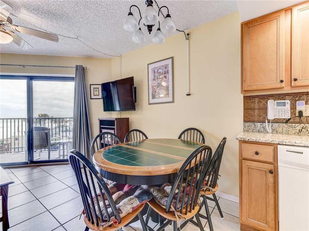 Sunglow Resort 305 - photo 13