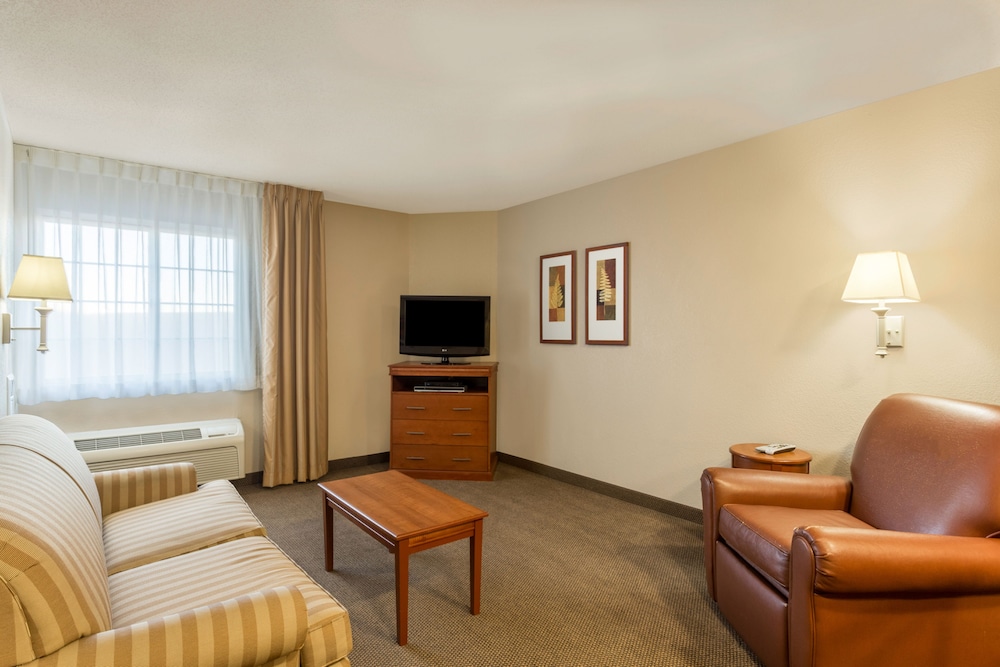 Candlewood Suites Nogales by IHG - photo 11
