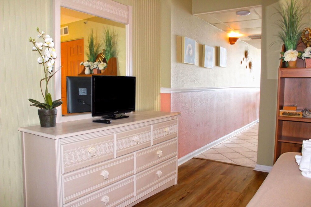 Meridian Plaza by Palmetto Vacations - photo 17
