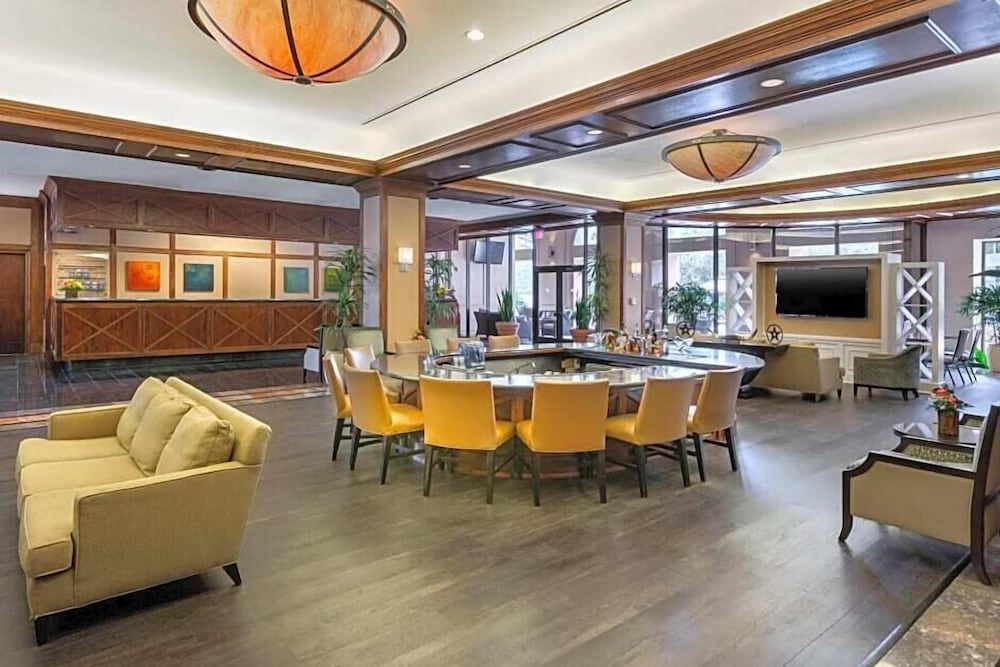 Austin Southpark Hotel - photo 9