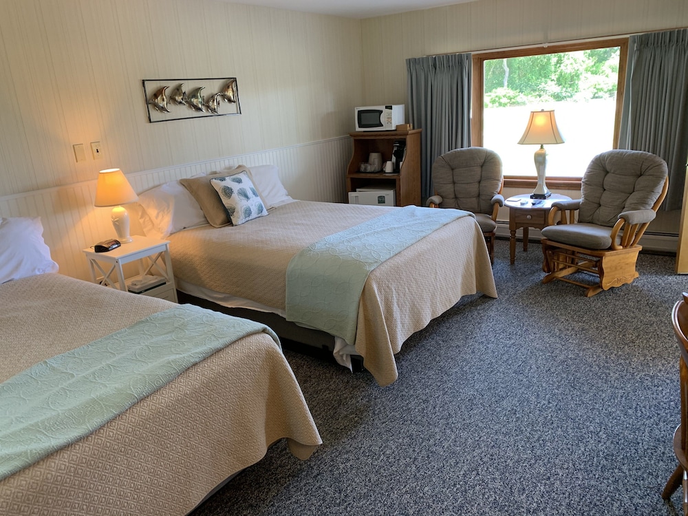 Towne Lyne Motel - photo 68