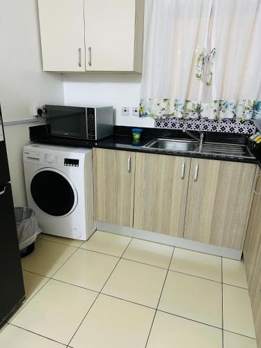 Cozy Retreat Near Nairobi National Park Giraffe Centre & Wilson Airport