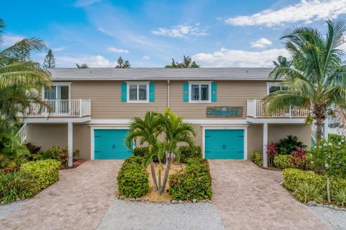 Pineapple Palms — Holmes Beach — photo 5