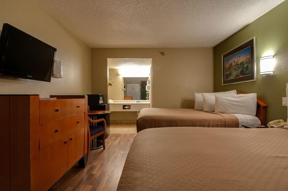 Vagabond Inn Bakersfield North - photo 6
