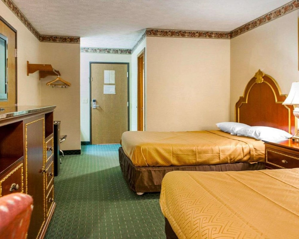 Fairbridge Inn Express Chesterton - photo 9