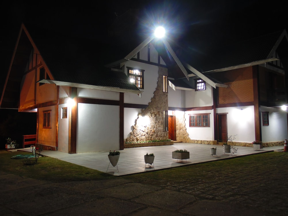 Pousada Lucerna - last minute hotel in Campos Do Jordao
