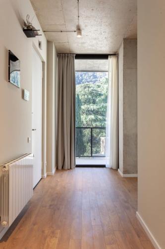2BR luxury apartment with 2 Balconies in historic Tbilisi