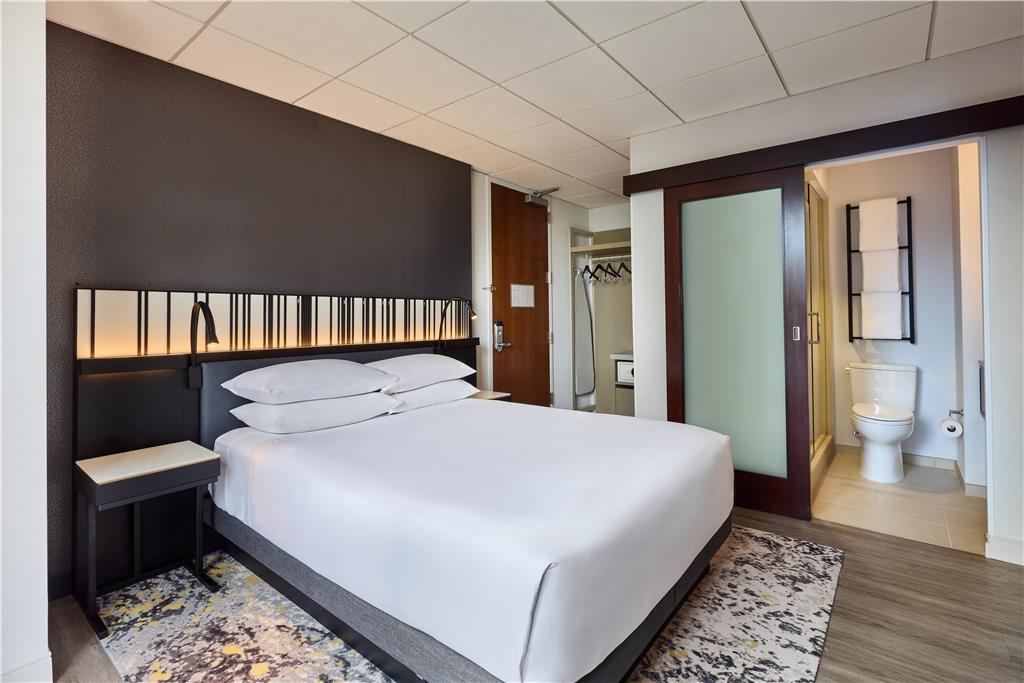 Hyatt Regency Chicago - photo 81