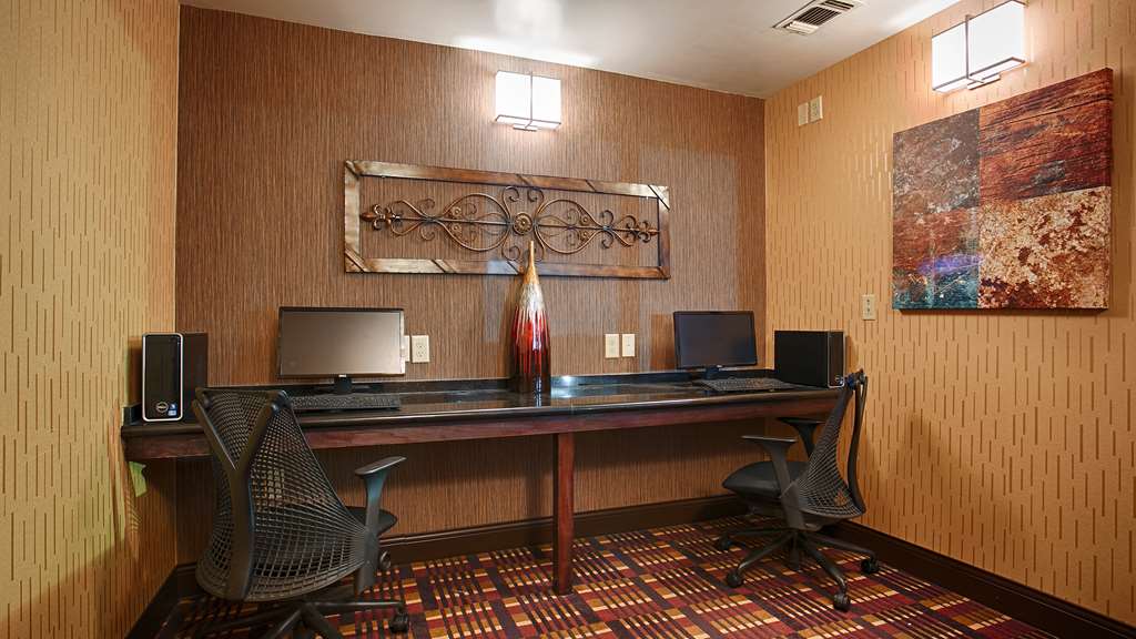 Best Western Plus Midwest Inn & Suites - photo 18