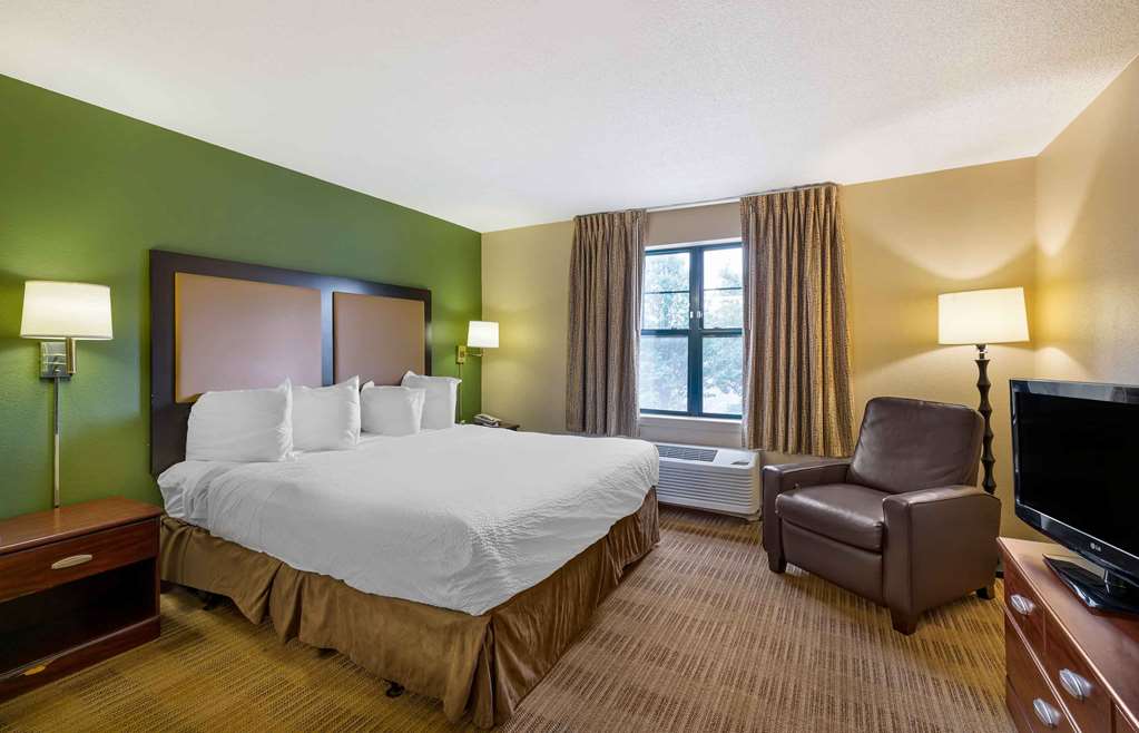 Extended Stay America Suites Long Island Bethpage - photo 17