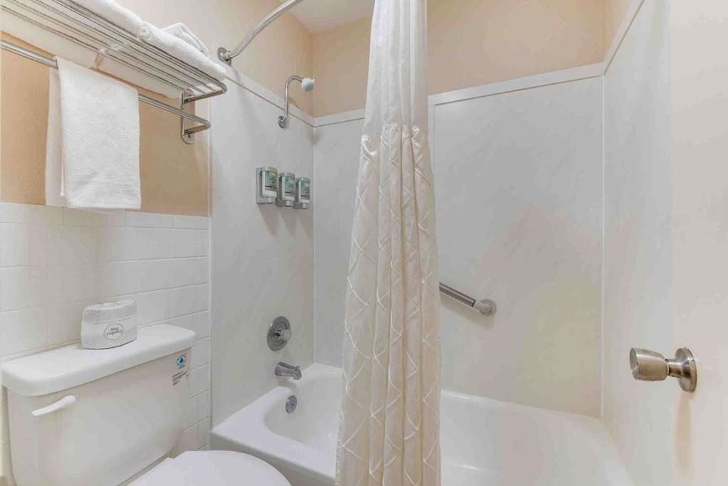 Best Western Movie Manor - photo 25