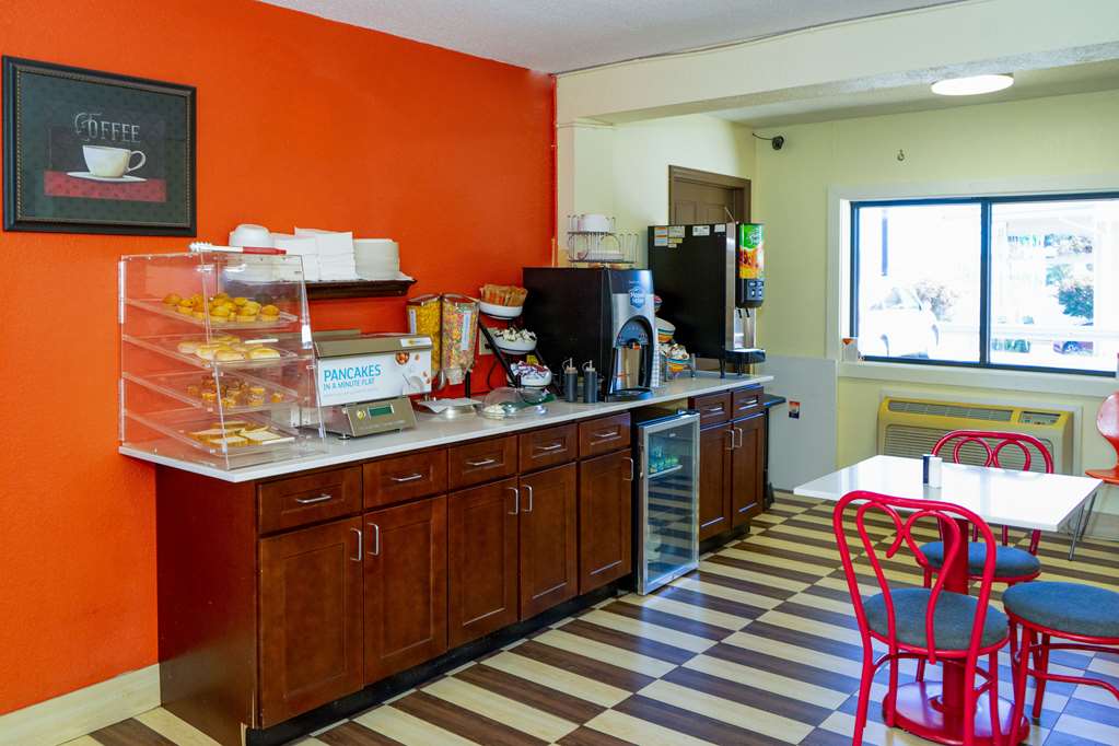Park Inn by Radisson Weldon Roanoke Rapids - photo 23