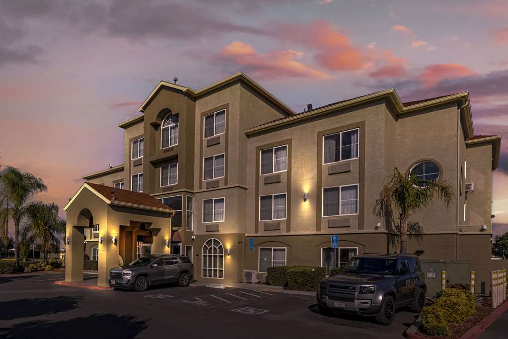 Comfort Inn Lathrop Stockton Airport - photo 2