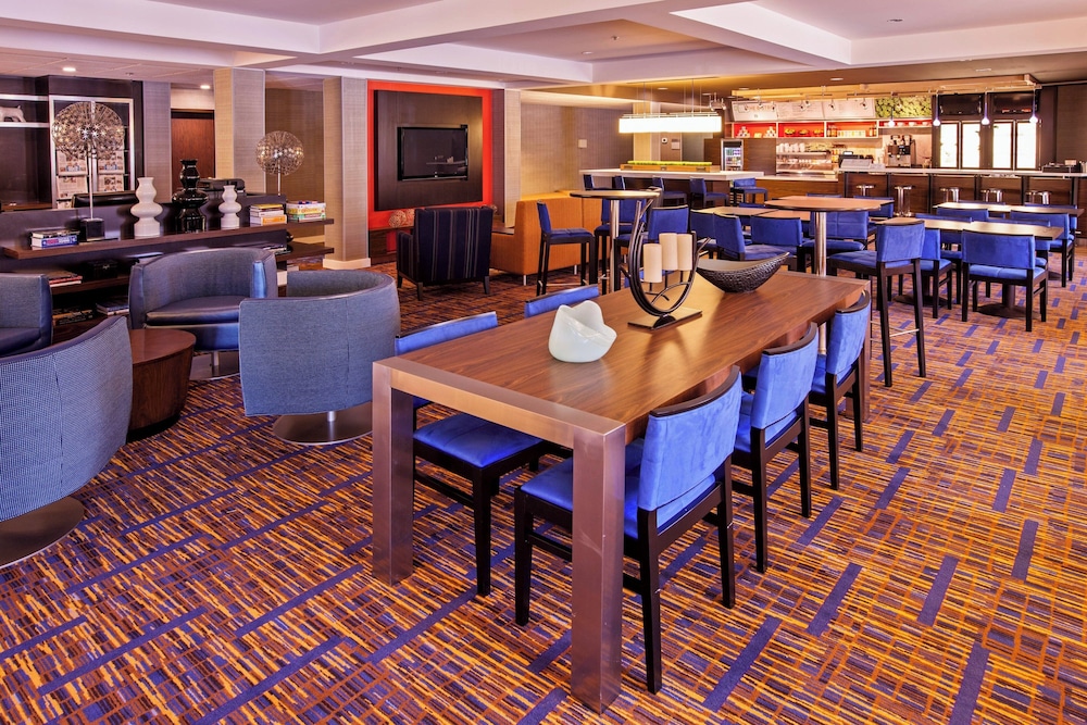 Courtyard by Marriott Chicago Midway Airport - photo 3