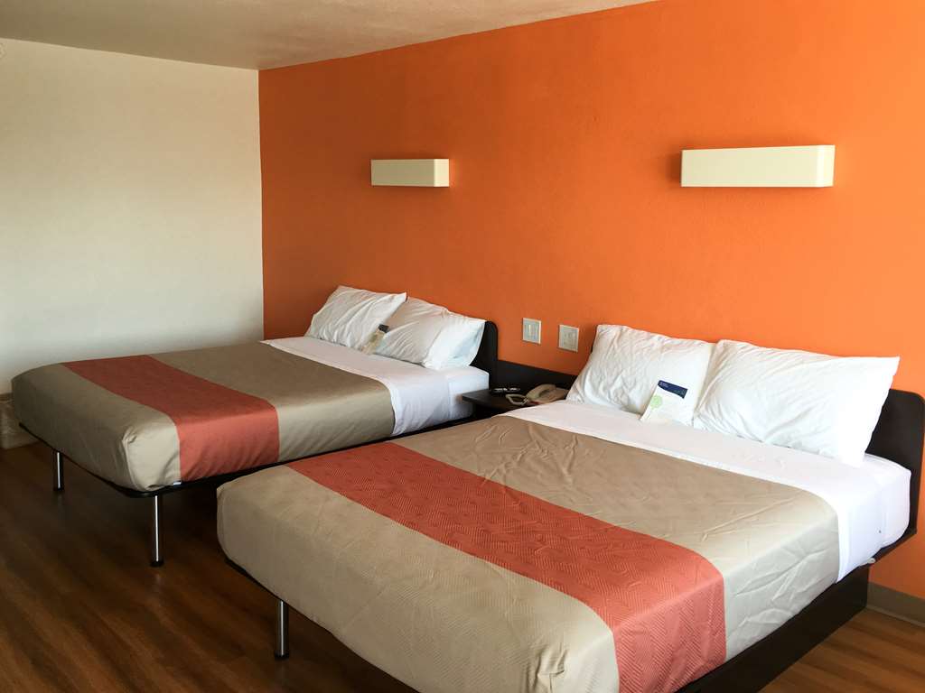 Motel 6 Connellys Springs NC - photo 13