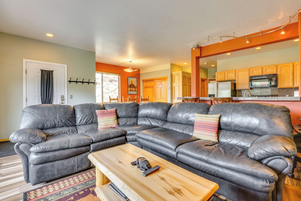 Cozy Condo w Views 3 Mi to Winter Park Resort - photo 5