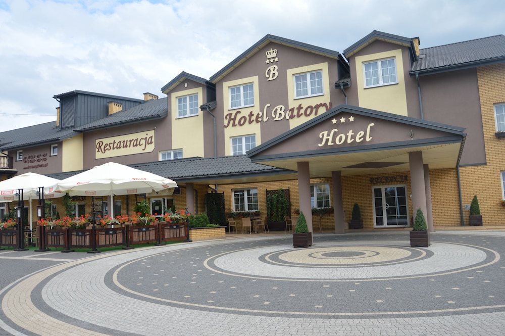 Hotel Batory in Tluszcz, Poland