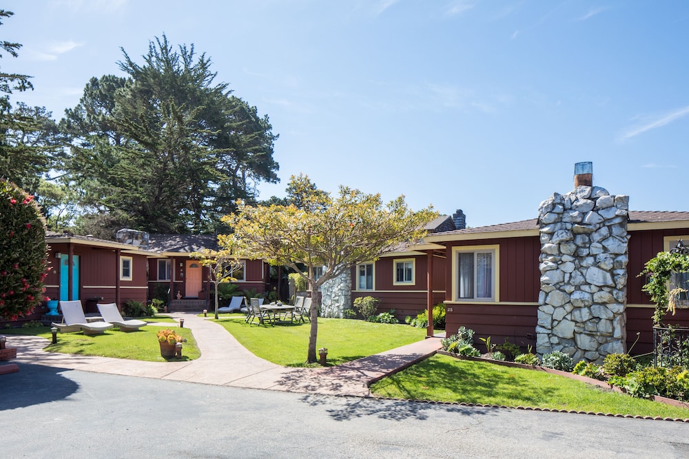 Andril Fireplace Cottages - featured photo