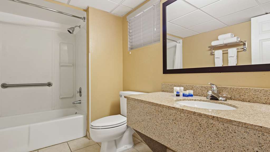Best Western Fort Myers Waterfront - photo 18