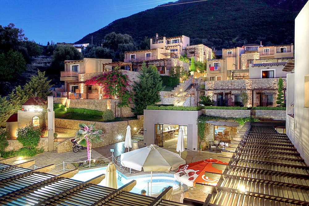 Tesoro Hotel - carbon neutral hotel in Lefkada