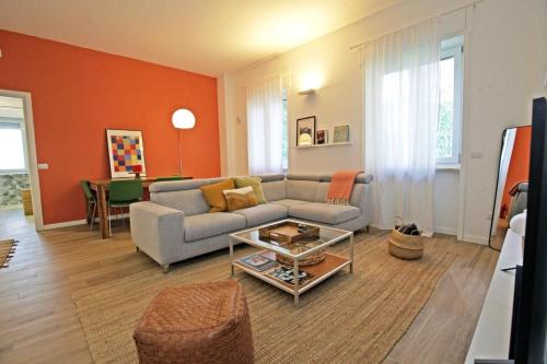Movie Heaven Metro Centric & Luxury Hub — 4-Star Luxury Hotel in Milan, Italy