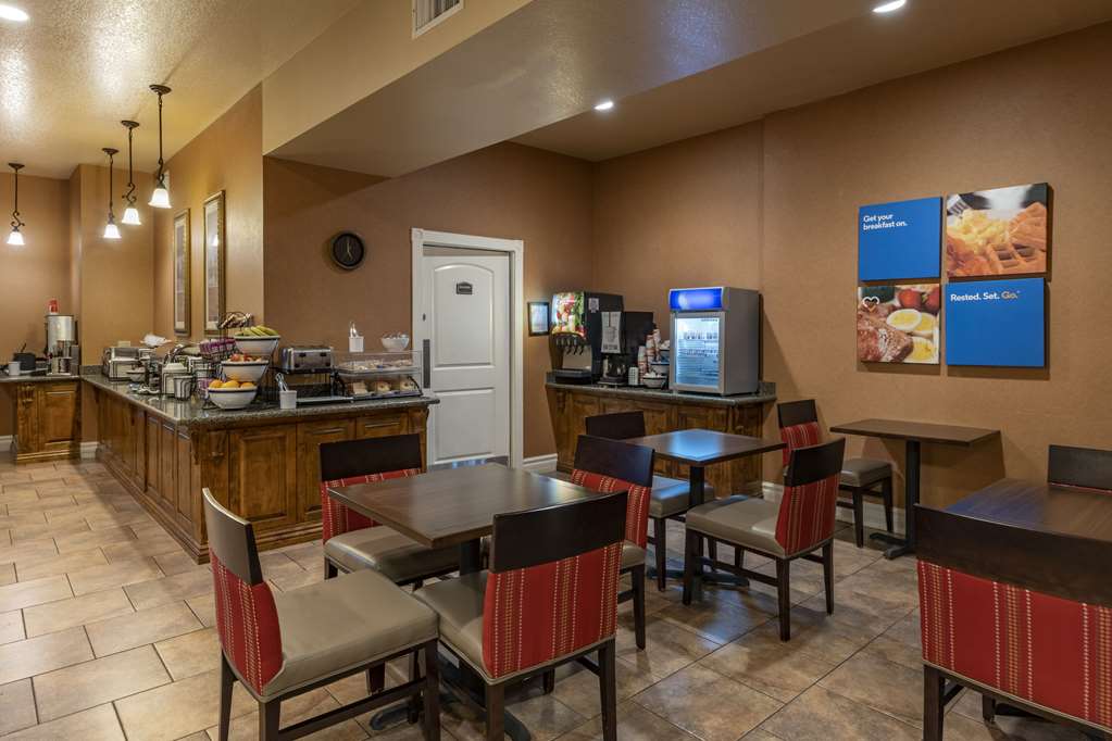 Comfort Inn & Suites Ukiah Mendocino County - photo 37