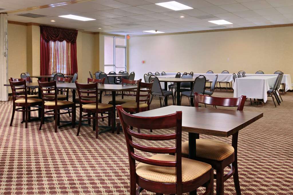 Days Inn by Wyndham Conneaut - photo 14
