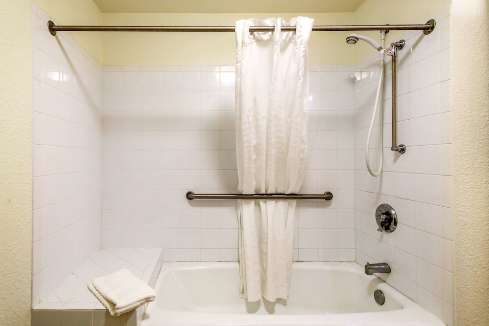 Quality Inn & Suites Olde Town - photo 24