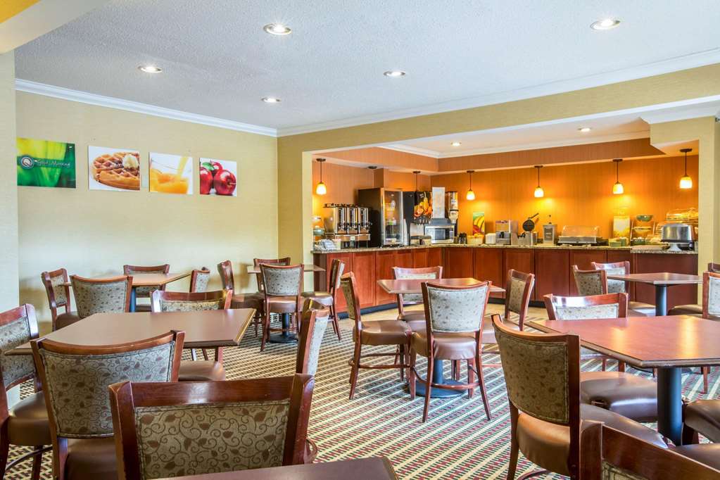 Quality Inn Colchester Burlington - photo 29
