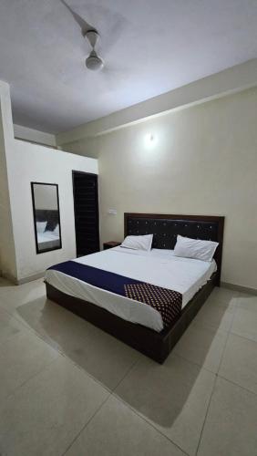 Hotel Village of village in Noida, India