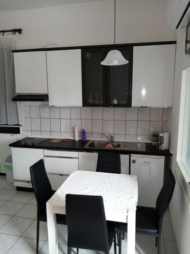Apartment Šibenik Mandalina — 4-Star Luxury Hotel in Sibenik, Croatia