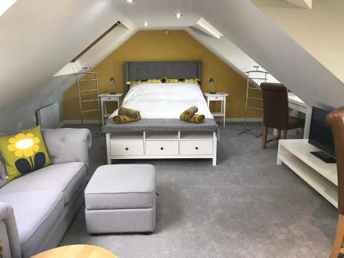 Round Y Corner — 4-Star Luxury Hotel in Macclesfield, United Kingdom